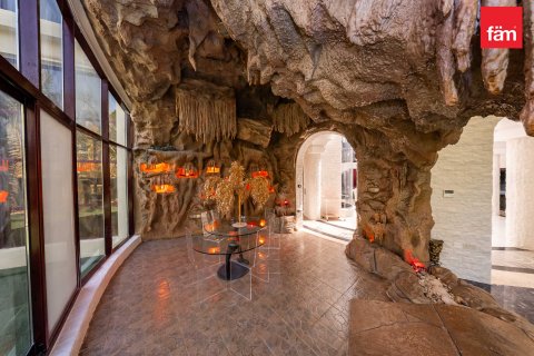 Villa til leje i Dubai, UAE 8 soveværelser, 1723.6 kvm № 691259 - foto 28