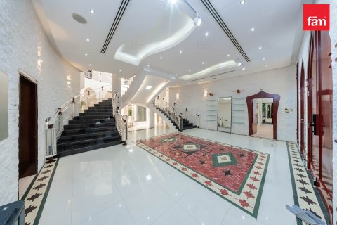Villa til leje i Dubai, UAE 8 soveværelser, 1723.6 kvm № 691259 - foto 6