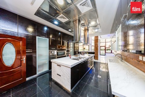Villa til leje i Dubai, UAE 8 soveværelser, 1723.6 kvm № 691259 - foto 15