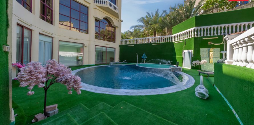 Villa i Dubai, UAE 8 soveværelser, 1723.6 kvm № 691259