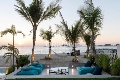 Villa à vendre à  Jumeirah, Dubai, EAU 5 chambres, 1603 m2 № 682597 - photo 8