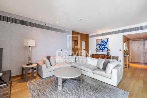 آپارتمان در Jumeirah، Dubai ، امارات متحده عربی 2 خوابه ، 180 متر مربع.  شماره 682595