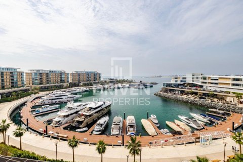 Apartamento en venta en Jumeirah, Dubai, EAU 2 dormitorios, 180 m2 № 682595 - foto 11