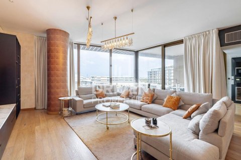 آپارتمان در Jumeirah، Dubai ، امارات متحده عربی 3 خوابه ، 251 متر مربع.  شماره 682594