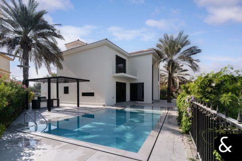 Villa zum Verkauf in Jumeirah Islands, Dubai, VAE 4 Schlafzimmer, 502 m2 Nr. 685086 - Foto 3