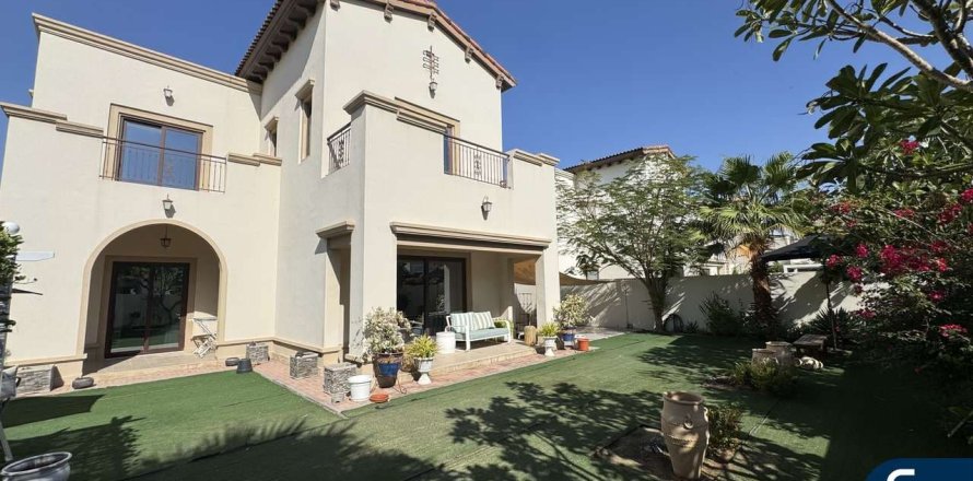 Villa i Arabian Ranches 2, Dubai, Emiratene 4 soverom, 400 kvm nr. 685085