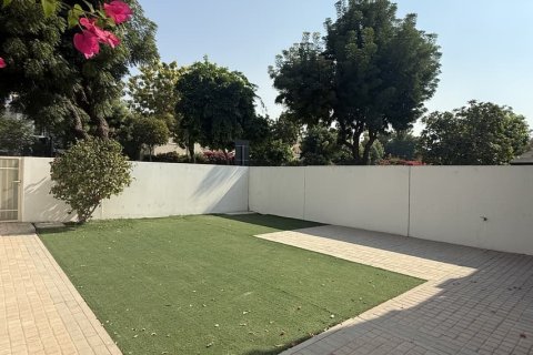 ویلا برای فروش در  The Lakes، Dubai، امارات متحده عربی  2 خوابه ، 212 متر مربع ، شماره 685088 - تصویر 8