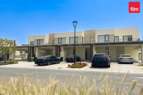 Villa in affitto a Dubai, EAU 3 camere da letto, 144.9 mq. № 760745 - foto 23