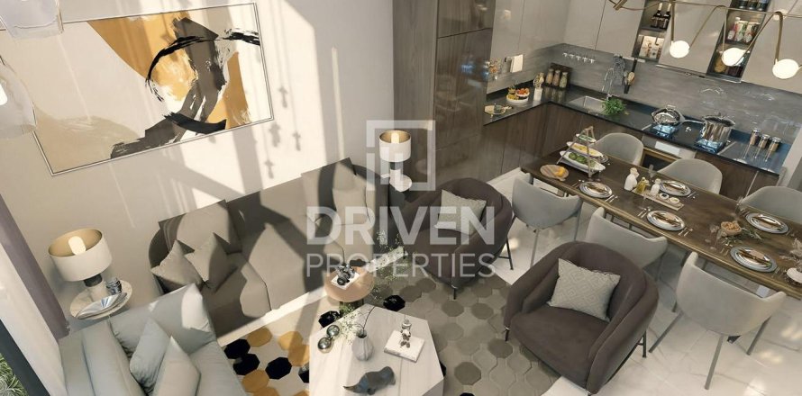 Városi lakóépület itt: Dubai Investment Park, EAE, 4 hálószoba, 260 m², azonosító: 683927