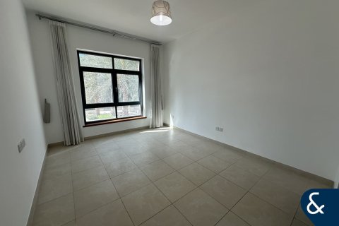 Apartemen di TRAVO di The Views, Dubai, UEA 3 kamar tidur, 140 m2 nomor 685362 - foto 15