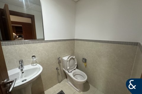 Apartemen di TRAVO di The Views, Dubai, UEA 3 kamar tidur, 140 m2 nomor 685362 - foto 5