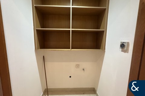 Apartemen di TRAVO di The Views, Dubai, UEA 3 kamar tidur, 140 m2 nomor 685362 - foto 9