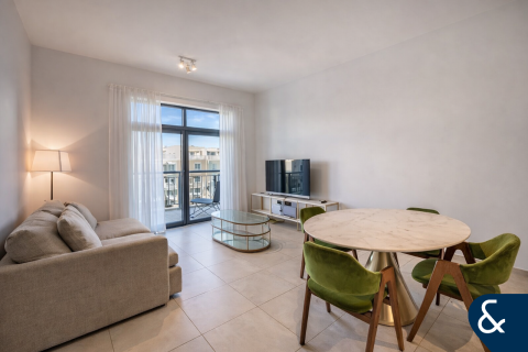 Wohnung in The Views, Dubai, VAE: 1 Schlafzimmer, 77 m2 Nr. 685360