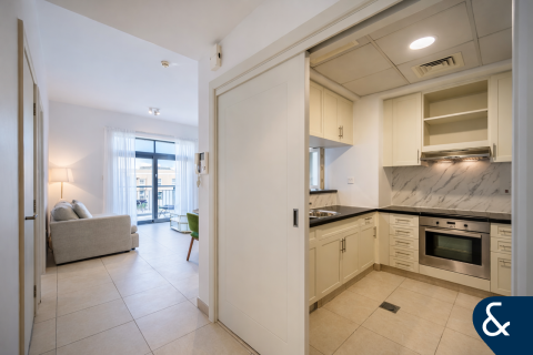 Apartament de închiriat în The Views, Dubai, EAU 1 dormitor, 77 mp.  №685360 - poză 7