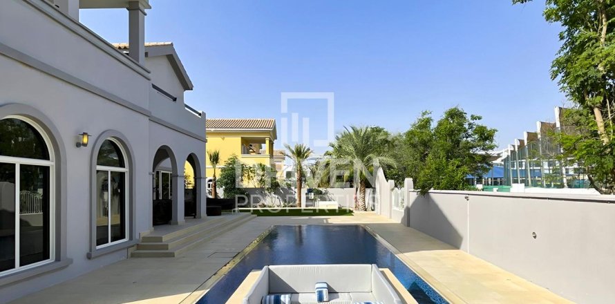 Villa a The Villa, Dubai, EAU 5 camere da letto, 706 mq. № 684444
