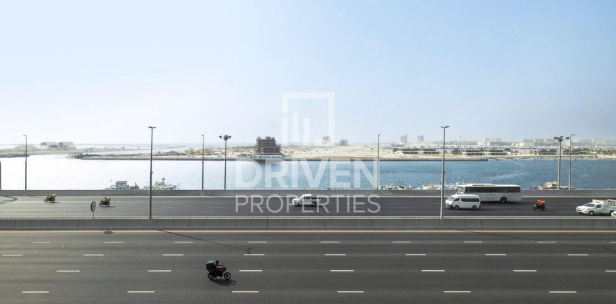 Apartment i Deira, Dubai, UAE 3 soveværelser, 178 kvm № 684457