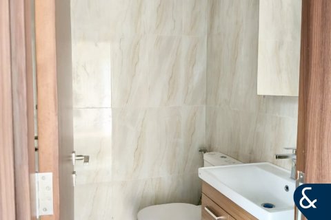 Kaupunkipientalo Mohammed Bin Rashid City, Dubai, Arabiemiraatit 4 makuuhuonetta, 188 m2 № 666653 - kuva 8