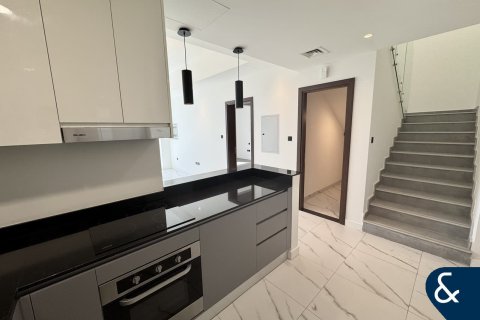 Radhus till försäljning i Mohammed Bin Rashid City, Dubai, UAE 4 sovrum, 188 kvm Nr. 666653 - fotografi 11