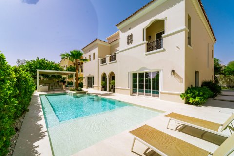 Városi lakóépület itt: Dubai, EAE, 6 hálószoba, 666 m², azonosító: 696287 - fénykép 19