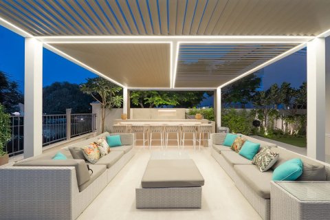 Városi lakóépület itt: Dubai, EAE, 6 hálószoba, 666 m², azonosító: 696287 - fénykép 18