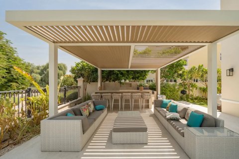 Városi lakóépület itt: Dubai, EAE, 6 hálószoba, 666 m², azonosító: 696287 - fénykép 16