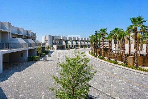 Rijtjeshuis te huur in Mohammed Bin Rashid City, Dubai, VAE 2 slaapkamers, 137.59 vr.m., nr 762610 - foto 16