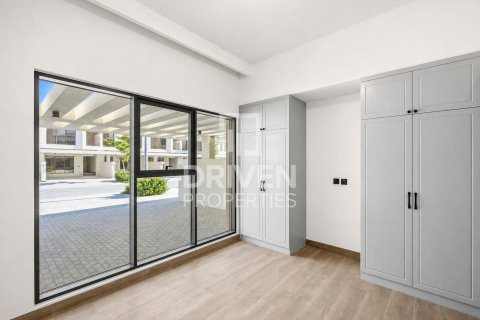 Radový dom v Damac Lagoons, Dubai, SAE 4 spálne, 143.91 m2 č. 762609 - Fotografia 7