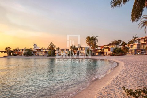Villa til salg i Palm Jumeirah, Dubai, UAE 6 soveværelser, 1527.14 kvm № 761551 - foto 10