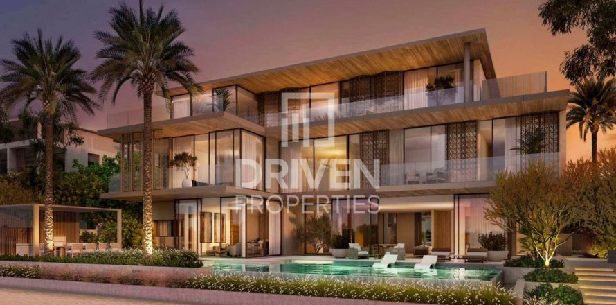Villa i Palm Jumeirah, Dubai, UAE 6 soveværelser, 1527.14 kvm № 761551