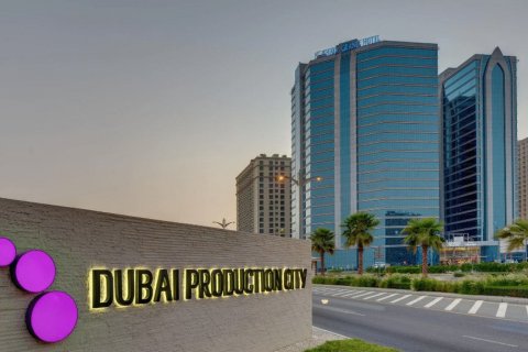 Dubai, UAE의 건물 번호 700957