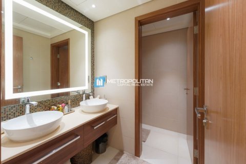 Villa on the Yas Island, Abu Dhabi, UAE 5 bedrooms, 670.5 sq.m. № 632102 - photo 28