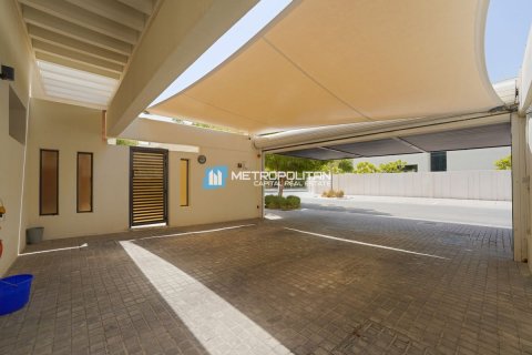 Villa on the Yas Island, Abu Dhabi, UAE 5 bedrooms, 670.5 sq.m. № 632102 - photo 26