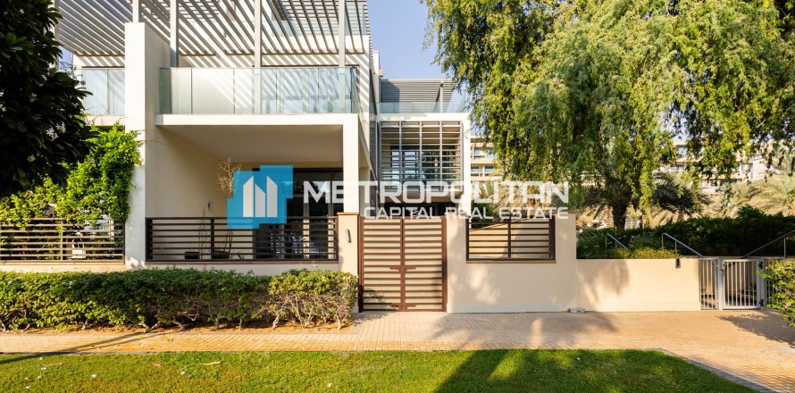 Вилла в Al Raha Beach, Абу-Даби, ОАЭ 5 спален, 1014.5м2 № 660789