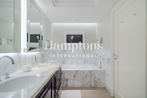 Apartment in Downtown Dubai (Downtown Burj Dubai), UAE 2 bedrooms, 118.11966129 sq.m. № 650917 - photo 15