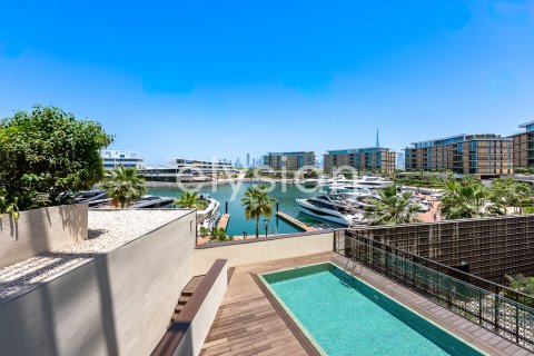 Apartament në Jumeirah, Dubai, Emiratet e Bashkuara Arabe 2 dhoma gjumi, 180 m2. № 600300 - Foto 1