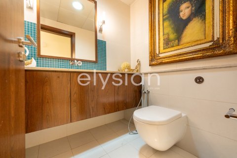 Apartemen di Palm Jumeirah, Dubai, UEA 1 kamar tidur, 175 m2 nomor 600302 - foto 18