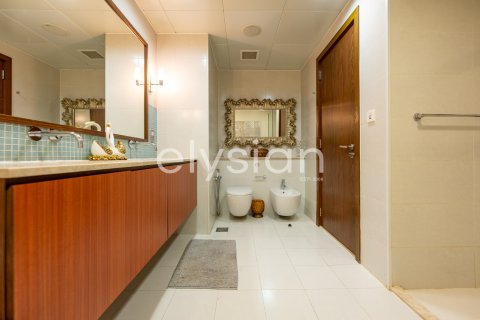 Apartemen di Palm Jumeirah, Dubai, UEA 1 kamar tidur, 175 m2 nomor 600302 - foto 15