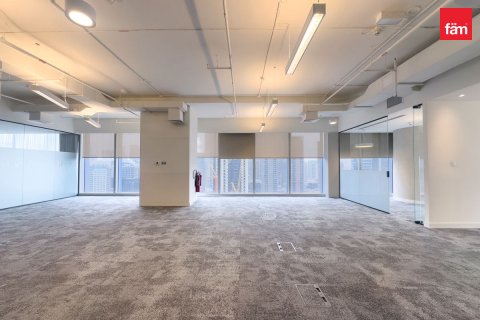 Business Bay, Dubai, UAE의 판매용 사무실 3656.2제곱미터 번호 597907 - 사진 12