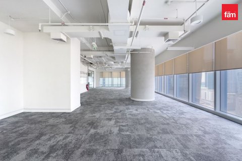 Business Bay, Dubai, UAE의 판매용 사무실 3656.2제곱미터 번호 597907 - 사진 24