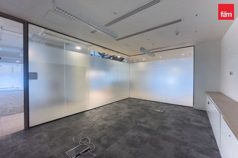Business Bay, Dubai, UAE의 판매용 사무실 3656.2제곱미터 번호 597907 - 사진 10
