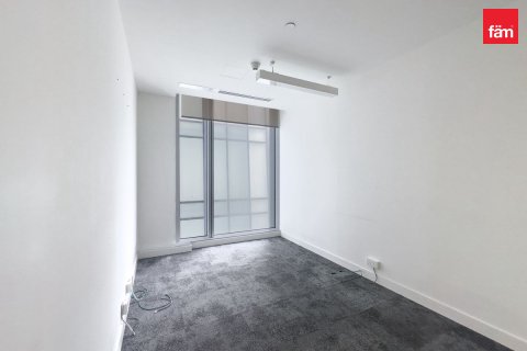 Business Bay, Dubai, UAE의 판매용 사무실 3656.2제곱미터 번호 597907 - 사진 16