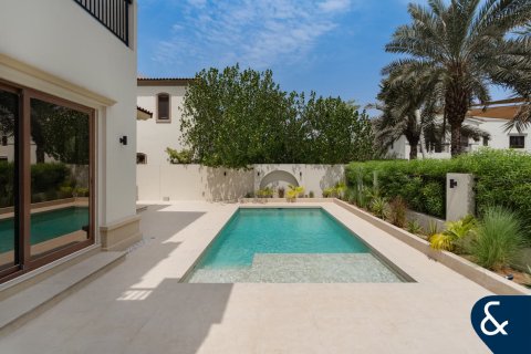 Vila u Arabian Ranches, Dubai, UAE 5 spavaćih soba, 547 m2 Br. 671024 - fotografija 26