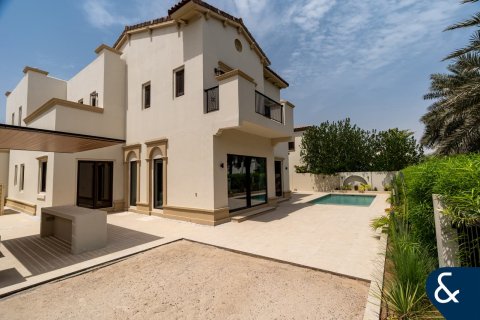 Vila u Arabian Ranches, Dubai, UAE 5 spavaćih soba, 547 m2 Br. 671024 - fotografija 24