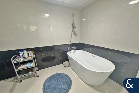 Villa till försäljning i Meadows, Dubai, UAE 4 sovrum, 337 kvm Nr. 671021 - fotografi 17