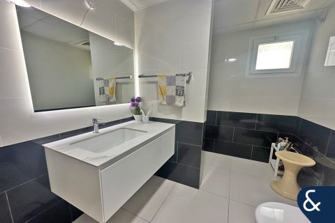 Villa till försäljning i Meadows, Dubai, UAE 4 sovrum, 337 kvm Nr. 671021 - fotografi 11