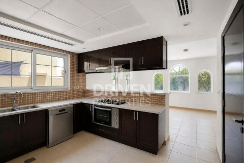 Villa itt: Jumeirah Park, Dubai, EAE, 3 hálószoba, 627.47 m², azonosító: 756865 - fénykép 15