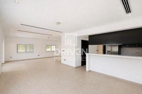 Villa itt: Jumeirah Park, Dubai, EAE, 3 hálószoba, 627.47 m², azonosító: 756865 - fénykép 1
