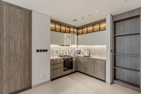 Apartament në Business Bay, Dubai, Emiratet e Bashkuara Arabe 2 dhoma gjumi, 102.66 m2. № 746928 - Foto 2