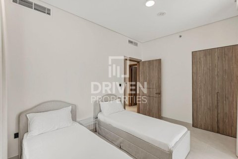 Apartament në Business Bay, Dubai, Emiratet e Bashkuara Arabe 2 dhoma gjumi, 102.66 m2. № 746928 - Foto 8