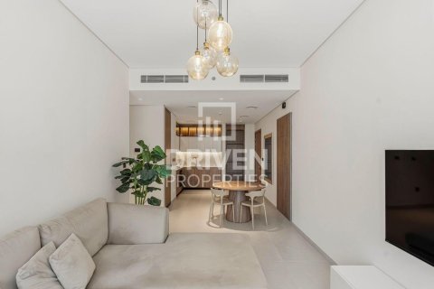 Apartament në Business Bay, Dubai, Emiratet e Bashkuara Arabe 2 dhoma gjumi, 102.66 m2. № 746928 - Foto 5